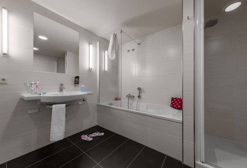 Номер Стандарт, Serways Hotel Heiligenroth