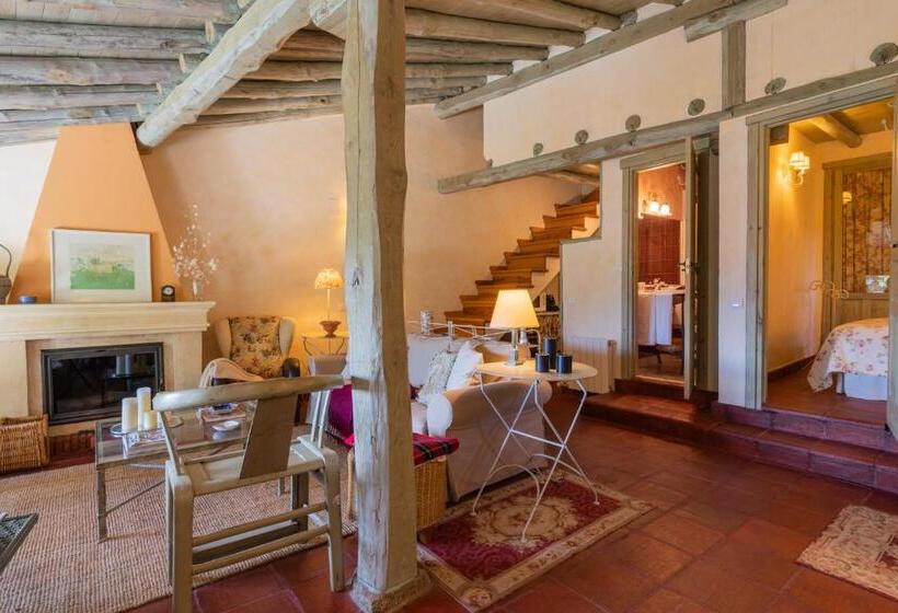 Suite with Terrace, Posada Real La Casa De Arriba