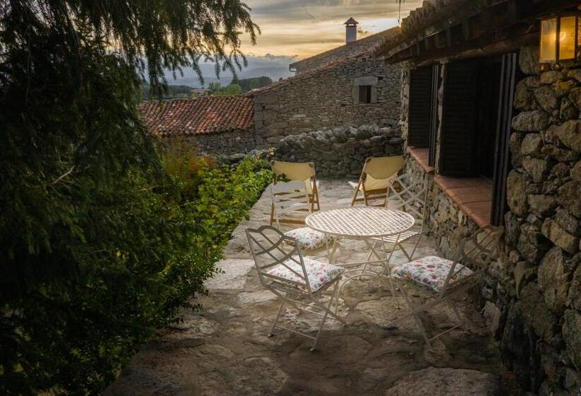 Suite with Terrace, Posada Real La Casa De Arriba