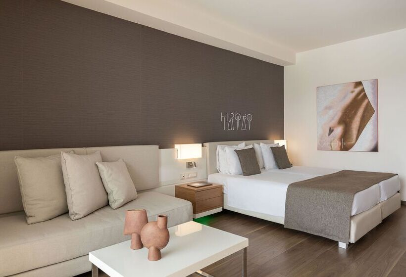 Номер Deluxe, Avra Imperial