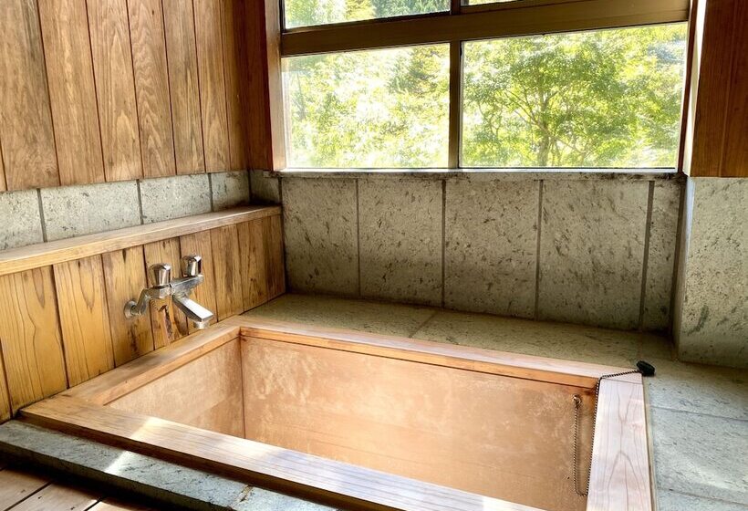 디럭스 룸, Musashino Bekkan