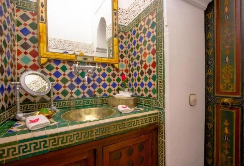 اتاق سوپریور, Riad Kaiss By Anika