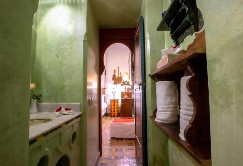 اتاق لوکس, Riad Kaiss By Anika