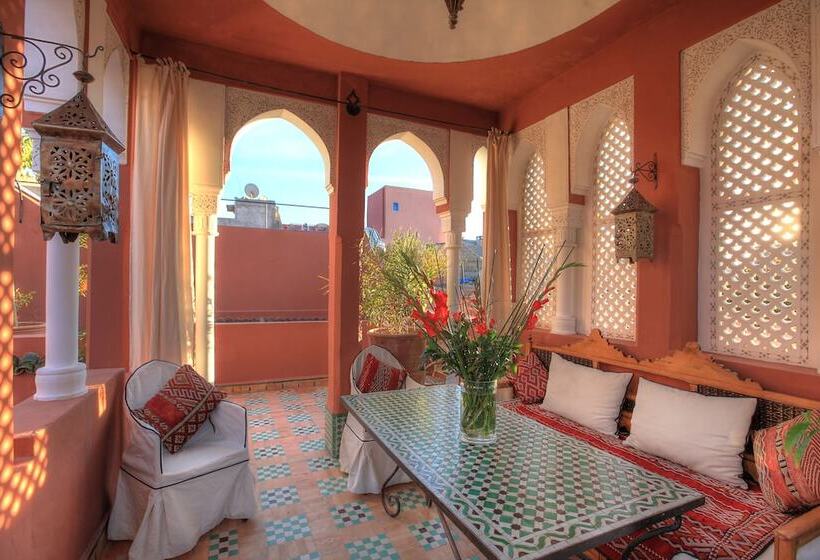 اتاق لوکس, Riad Kaiss By Anika
