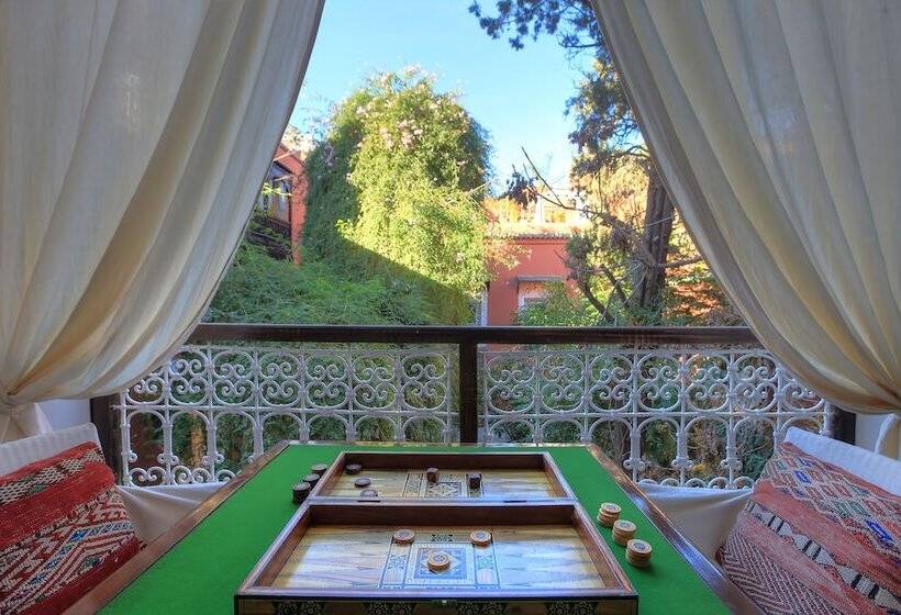 اتاق سوپریور, Riad Kaiss By Anika