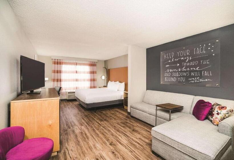身障者適用キングサイズベッドルーム, La Quinta By Wyndham Chattanooga North   Hixson