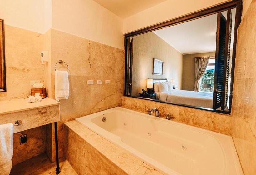 Полулюкс, Los Mandarinos Boutique  And Spa