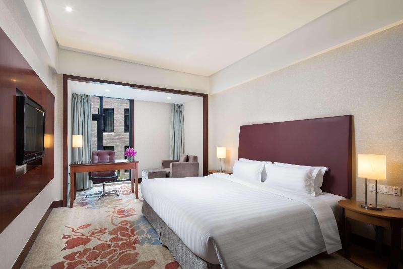 Номер Executive Кровать Кинг, Ramada By Wyndham Beijing Airport