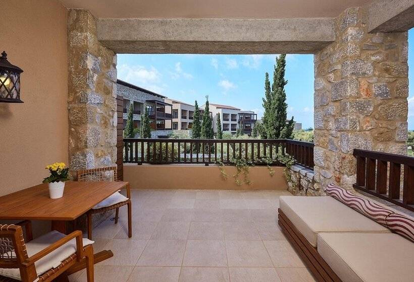 Номер Deluxe Вид на Сад, The Westin Resort Costa Navarino