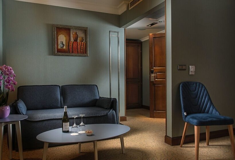Люкс, Rosslyn Thracia Hotel Sofia