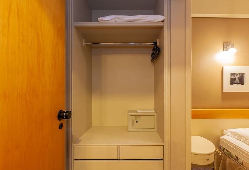 디럭스 룸, Tri Hotel & Flat Caxias