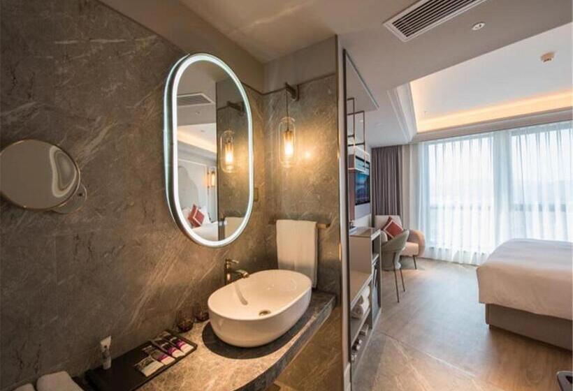 キングサイズベッドのデラックスルーム, Mercure Hangzhou West Lake