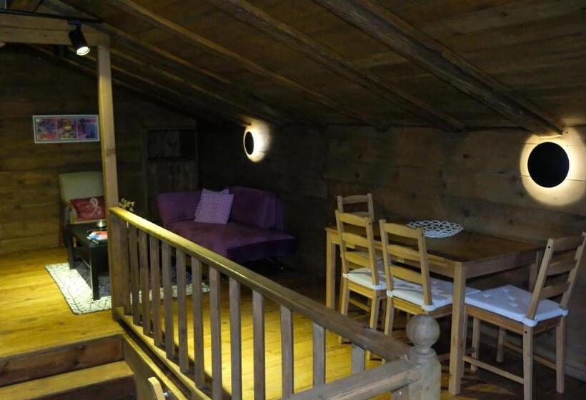 디럭스 스튜디오, Konak Bi̇ndalli