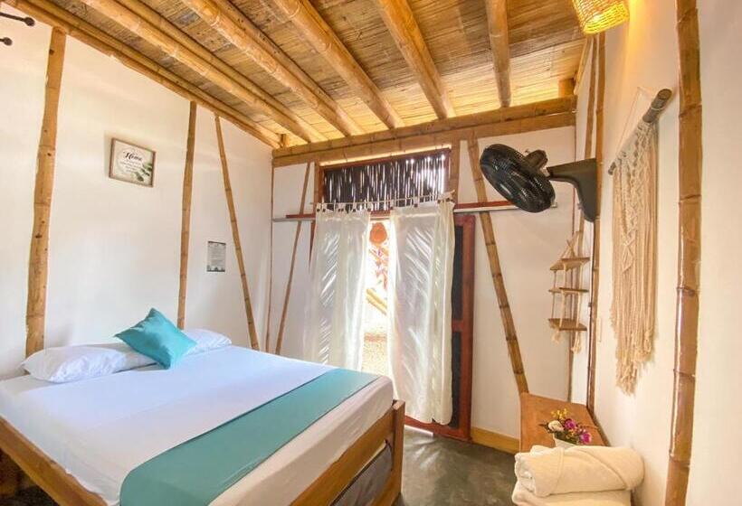 غرفة قياسية مطلّة علي حمام السباحة, Rincón Del Mar Palomino