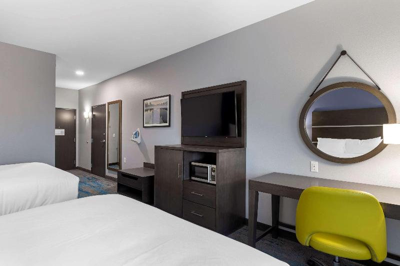 Номер Стандарт Адаптированный для Инвалидов, Comfort Inn & Suites Adrian