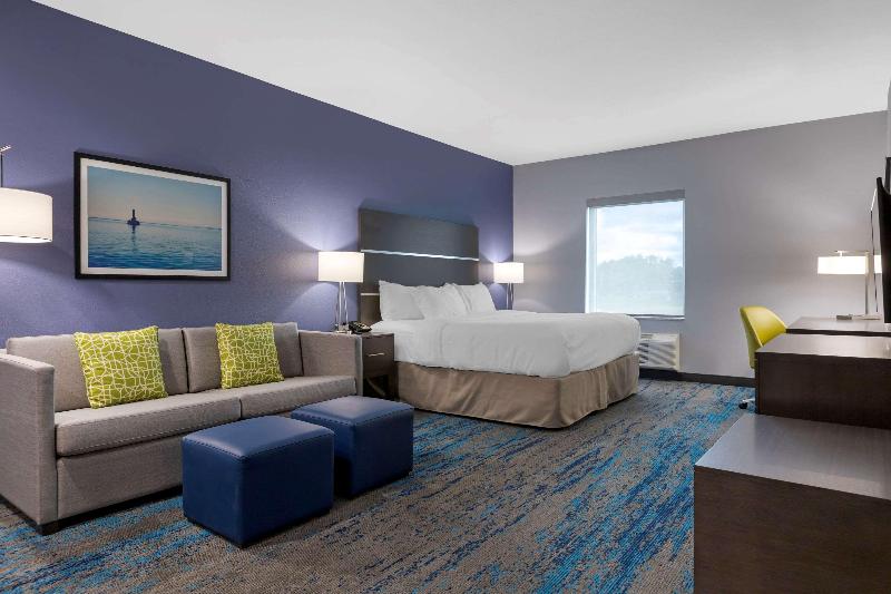 Люкс Адаптированный для Инвалидов, Comfort Inn & Suites Adrian