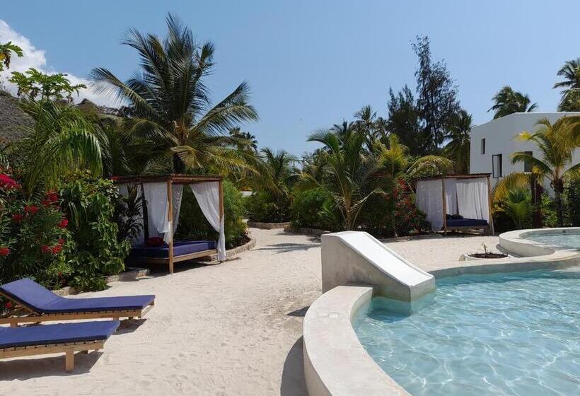 ویلای لوکس 1 خوابه, Kijani Beach Villas