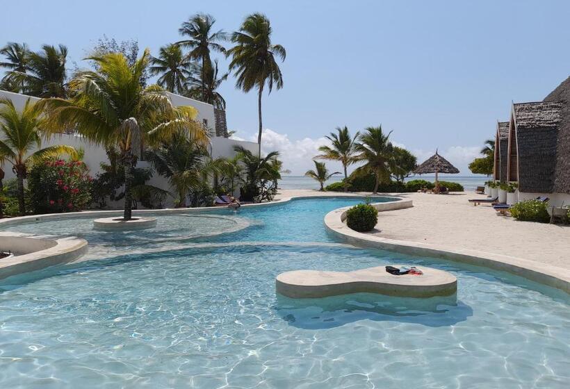 ویلای لوکس 1 خوابه, Kijani Beach Villas