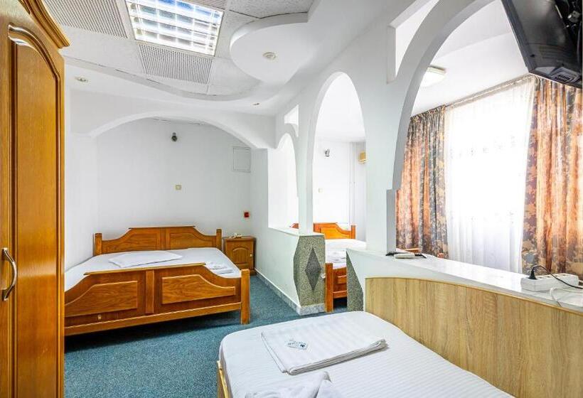 Номер Стандарт Трехместный, Motel Dasiana