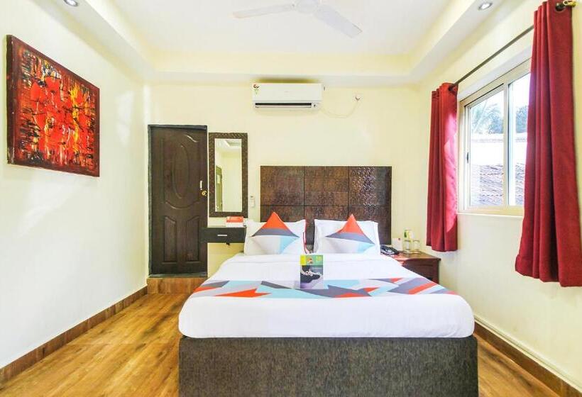 Трехместный Президентский, Fabexpress Golden Nest Deluxe With Pool, Calangute