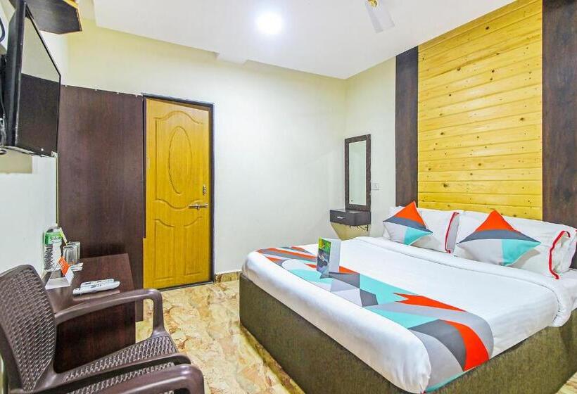 Люкс, Fabexpress Golden Nest Deluxe With Pool, Calangute