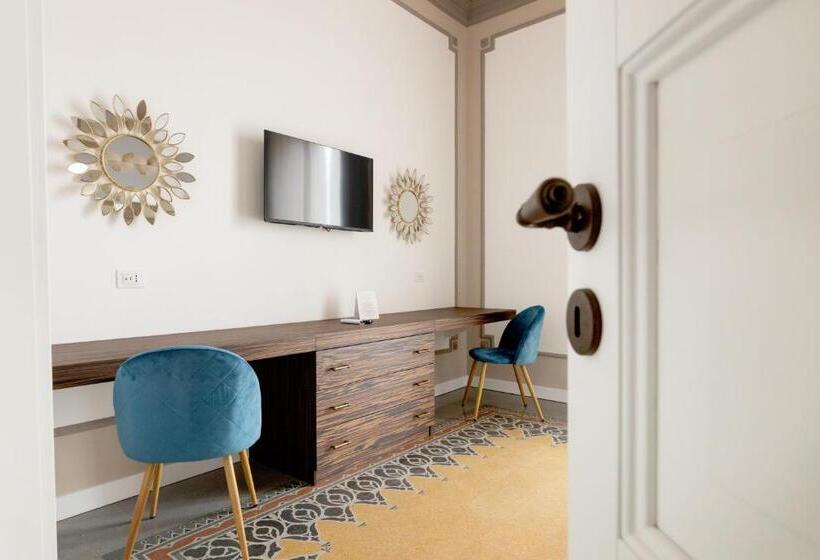 Семейный Номер, Riflessi Acireale Palace Suites