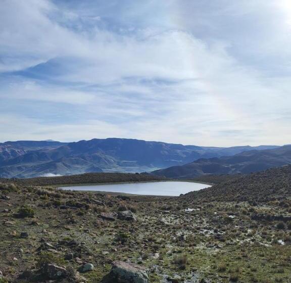 带大床的标准间, The First Real Bed & Breakfast Hiking Hotel  The Office  In Arequipa, Peru