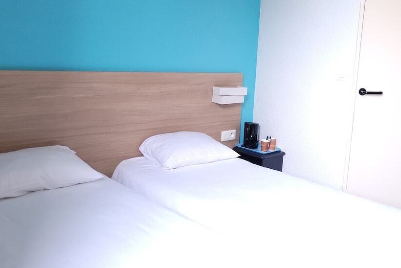 Номер Стандарт, Brit Hotel Essentiel Tours Nord