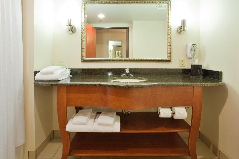 스탠다드 룸, Holiday Inn Express Hotel & Suites Fredericksburg, An Ihg