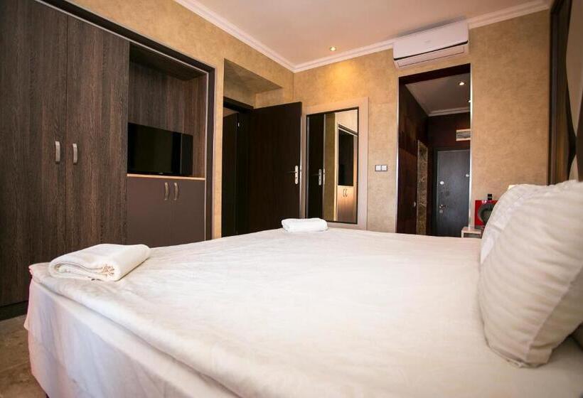 标准间, Villas Elenite