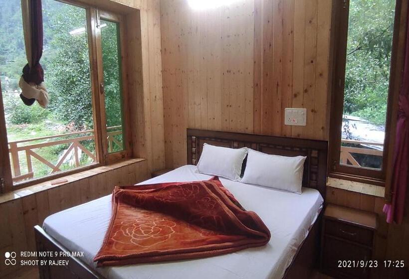 Трехместный Номер Классика, Pop 83120 Kamal Guest House Tirthan