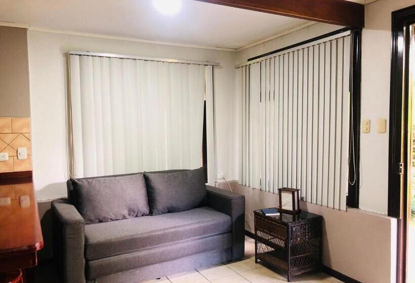 اتاق سوپریور چهار تخته, ávita Lodge