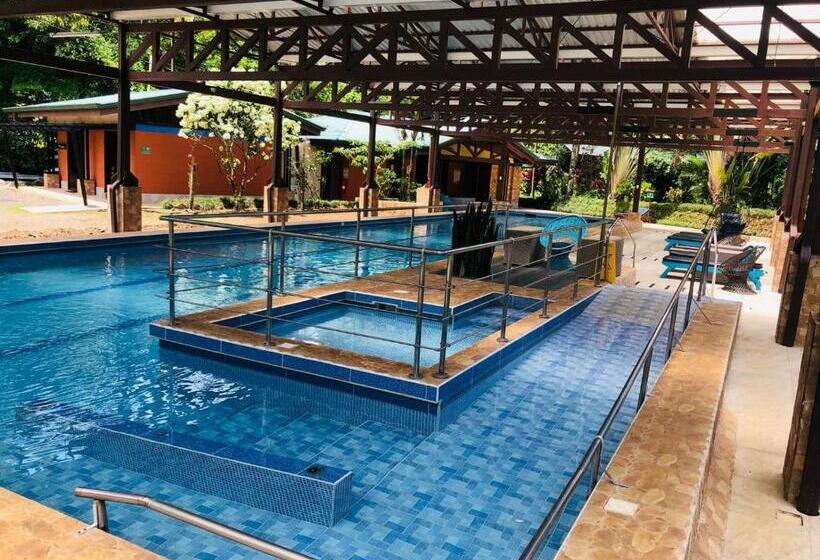 اتاق استاندارد چهار تخته, ávita Lodge