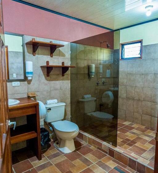 بانگلوی سوپریور, ávita Lodge