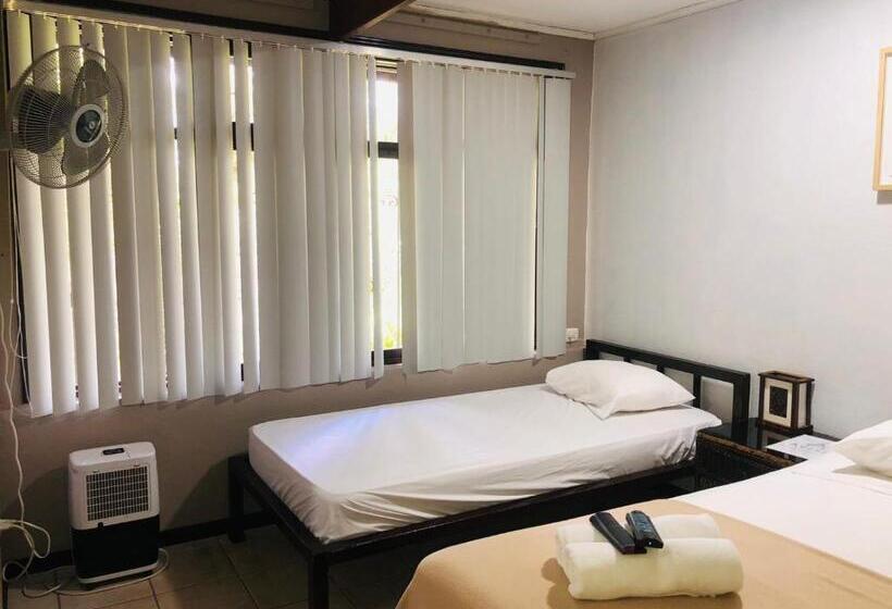 اتاق سوپریور چهار تخته, ávita Lodge