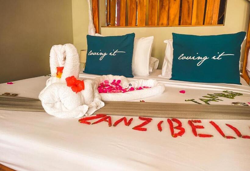 Номер Deluxe Вид на Море с Балконом, Zanzibella Hotel & Spa