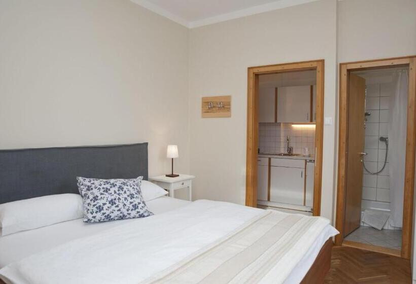 Escritório Estándar, Villa Berginz By Seebnb