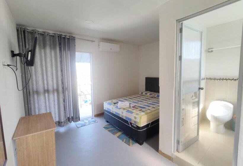 سوییت جونیور, Mau Suite&apartment
