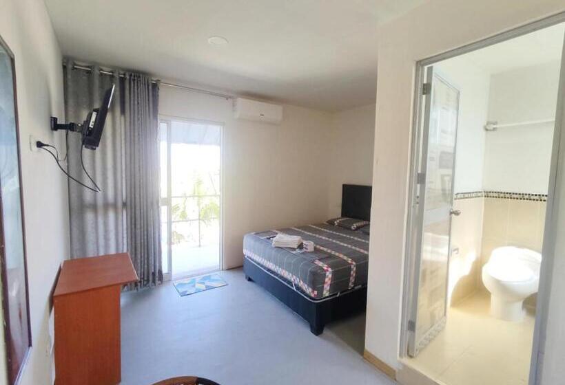 سوییت جونیور, Mau Suite&apartment
