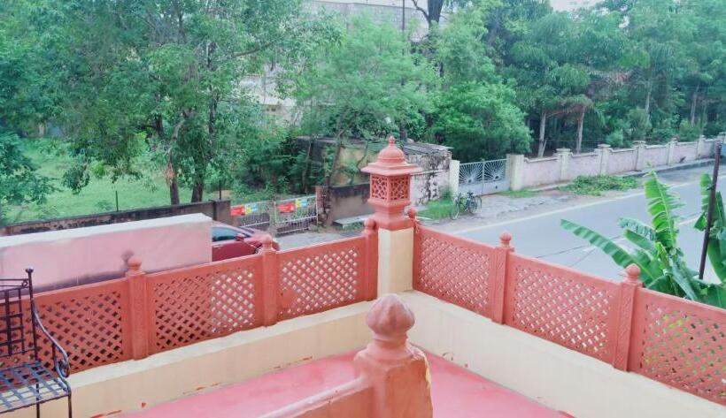 Quarto Deluxe, Blue King