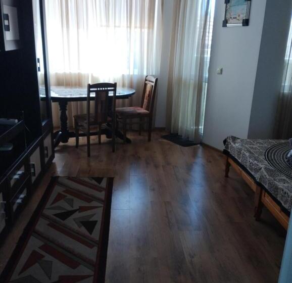 آپارتمان 1 خوابه, Guest House Kami