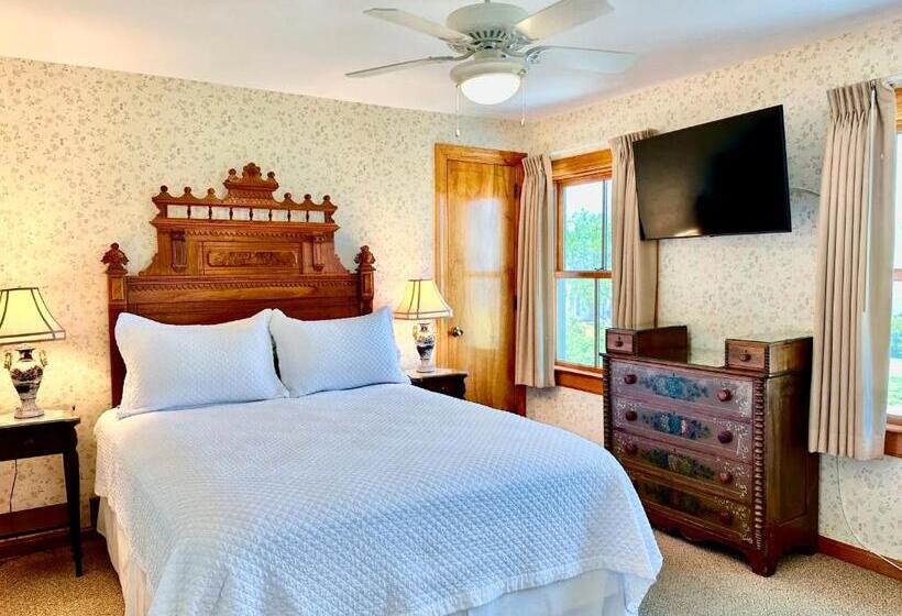 스탠다드 룸 공동 욕실, Rose Farm Inn