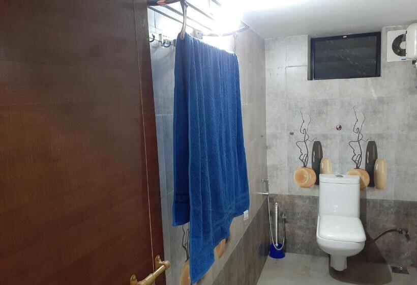 سوییت جونیور لوکس, Nature Villa Kochi