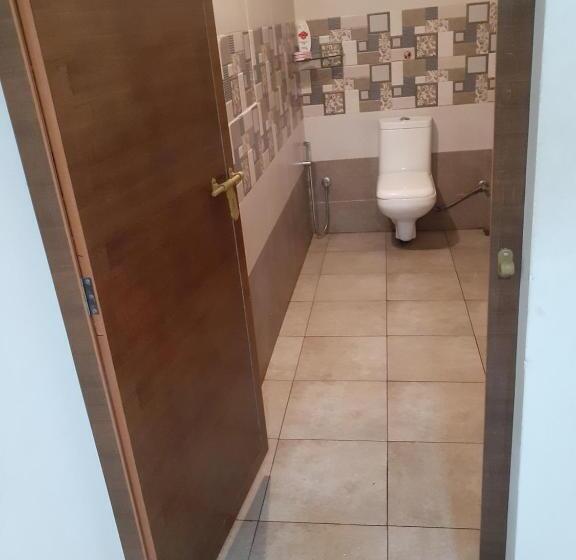 Economy Quadruple Room, Nature Villa Kochi