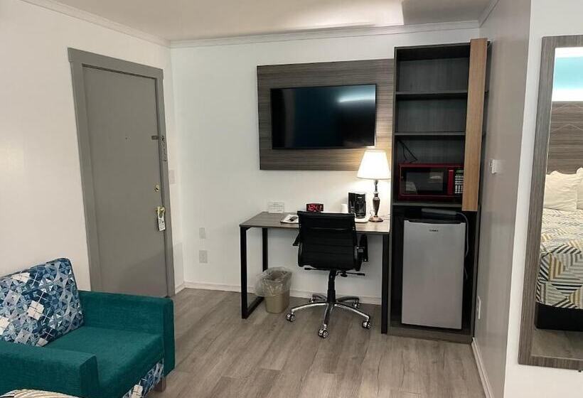 Номер Стандарт, Belmont Motel