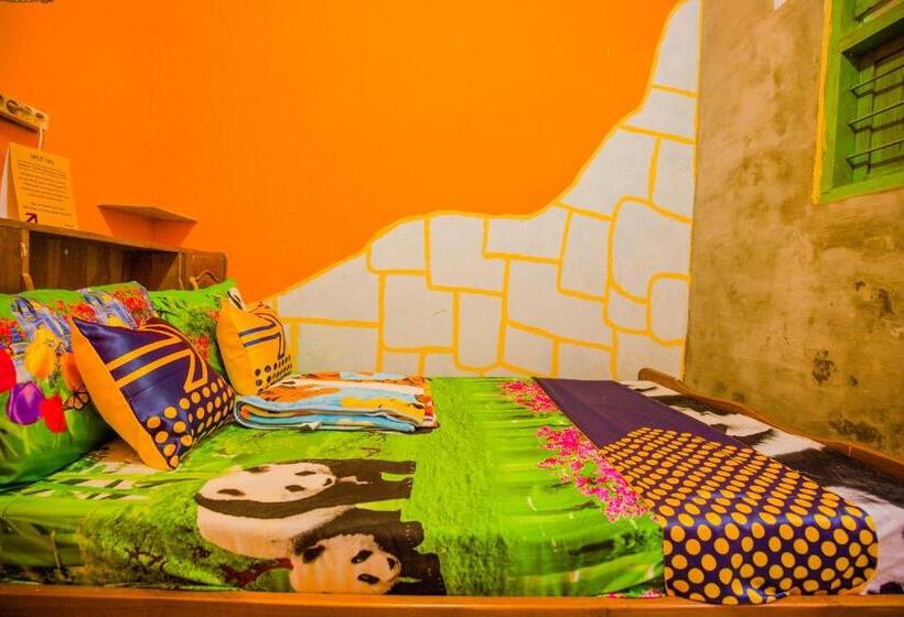 اتاق استاندارد, Gandrung Payungan Family Inn