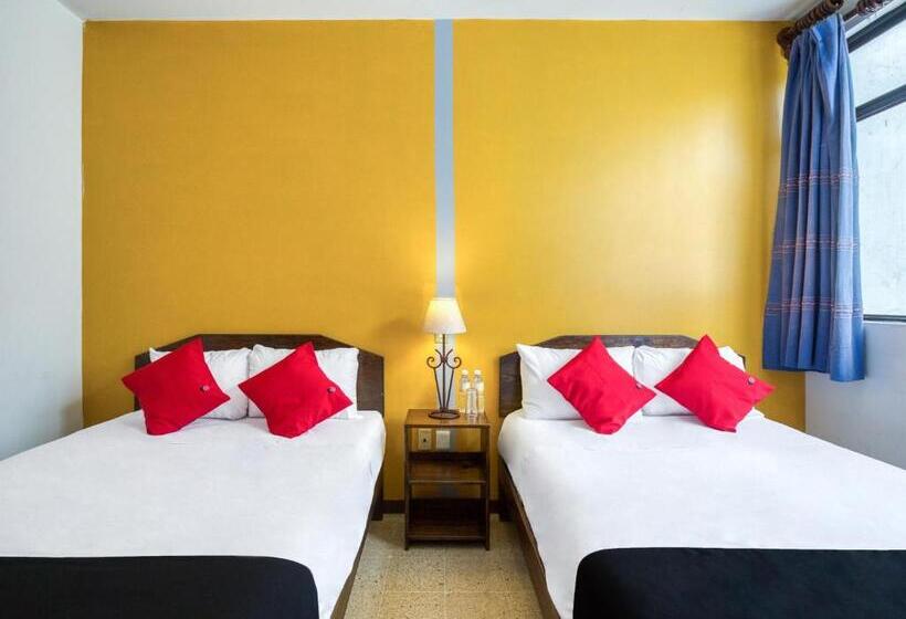 Семейный Номер, Capital O Parador Crespo Hotel, Oaxaca