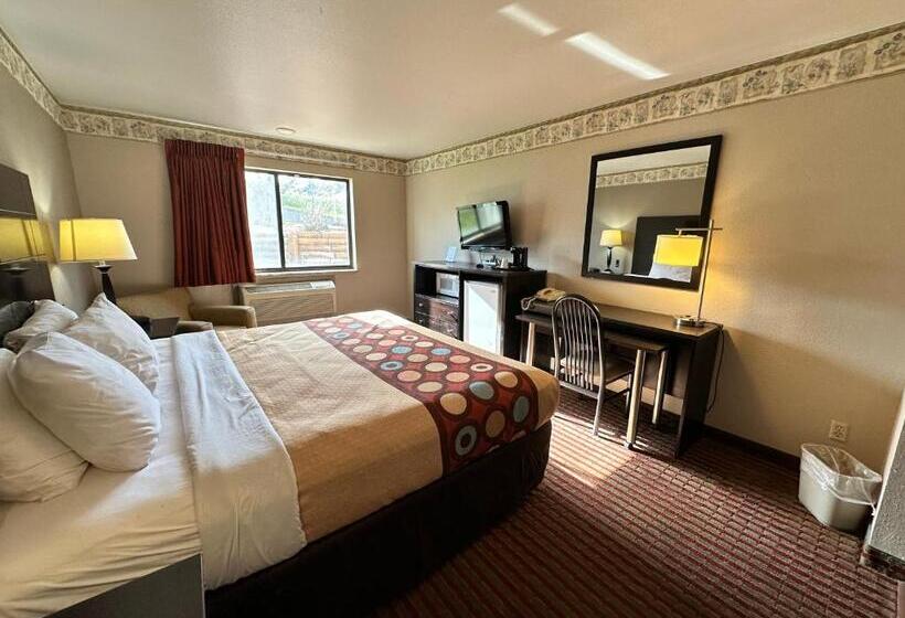Номер Executive Кровать Кинг, Rodeway Inn & Suites Madison East