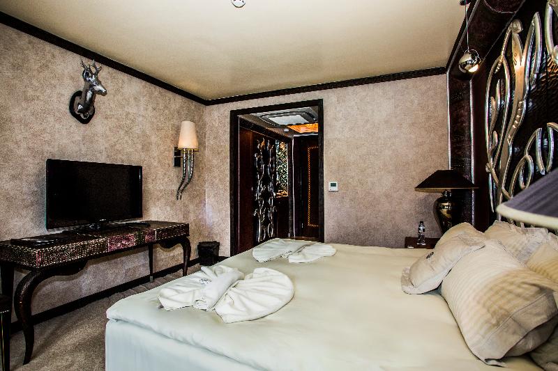 Номер Стандарт Боковой Вид на Море, Royal Castle Design & Spa