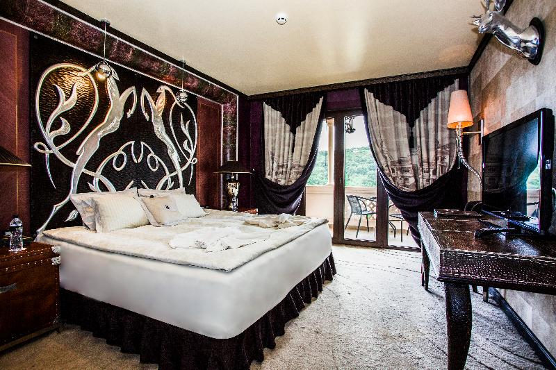 Номер Стандарт Боковой Вид на Море, Royal Castle Design & Spa
